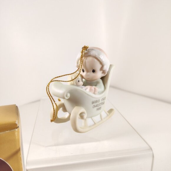 Precious Moments 1988 Baby’s First Christmas Bear Sleigh Ornament Enesco 115282 - Picture 1 of 9